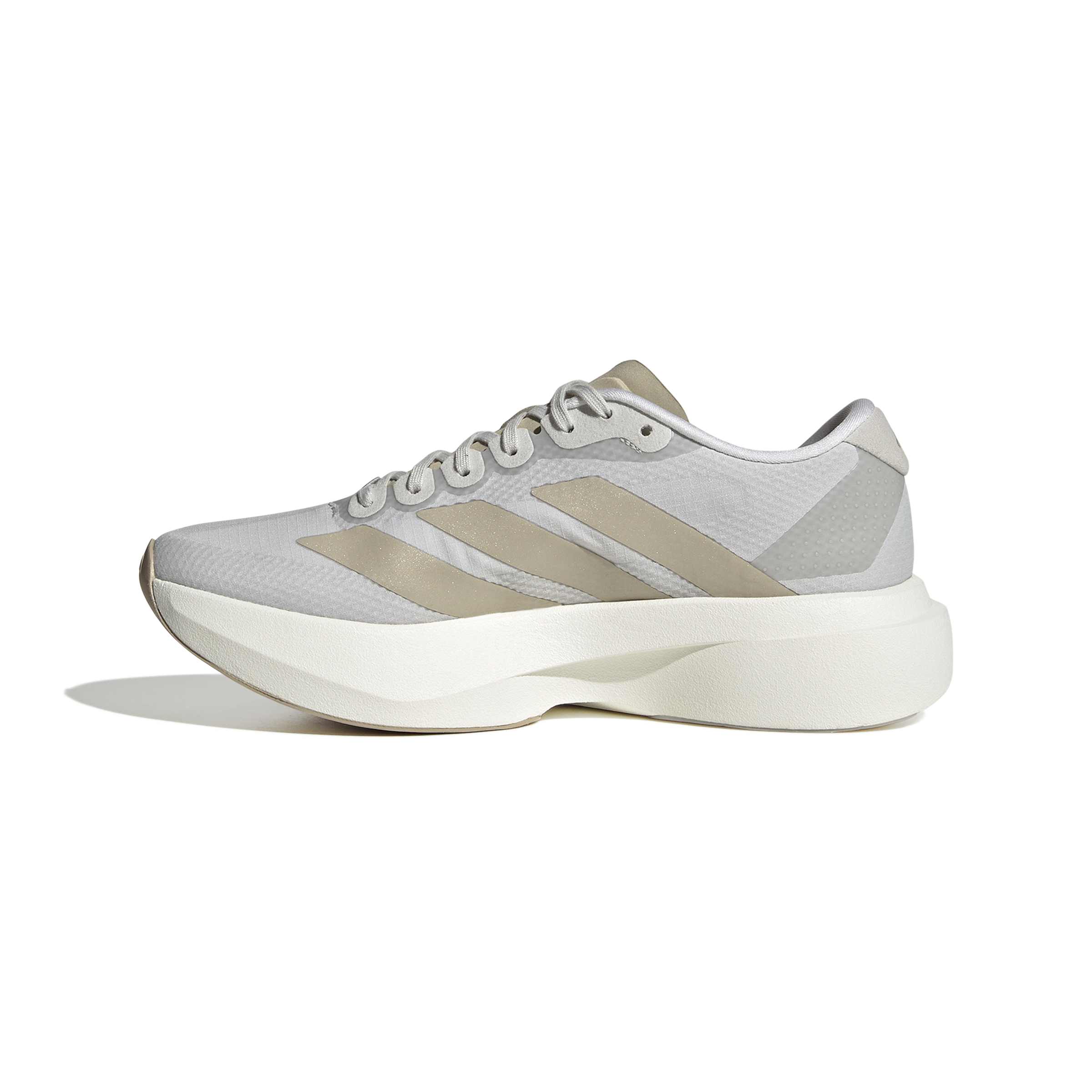 KI4264_5_FOOTWEAR_Photography_SideMedialCenterView_white.jpg