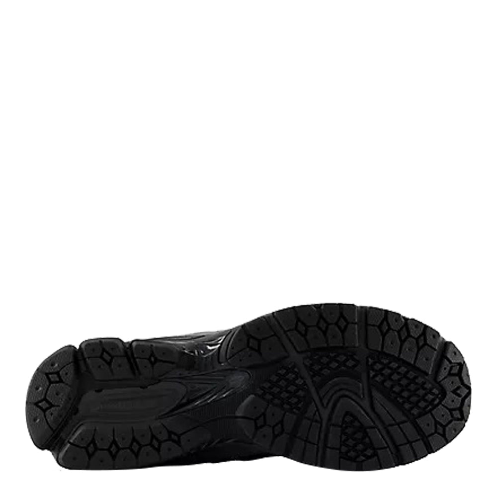 New Balance 2002R Men's Sneakers