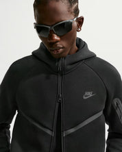 Men's Nike Tech Fleece Windrunner Full-Zip Jacket Black/Black HV0949-010