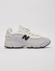 New Balance 1000