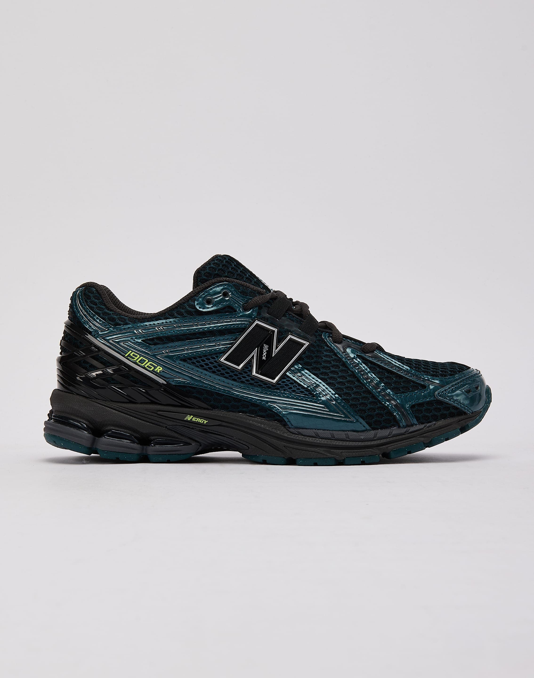 New Balance 1906R