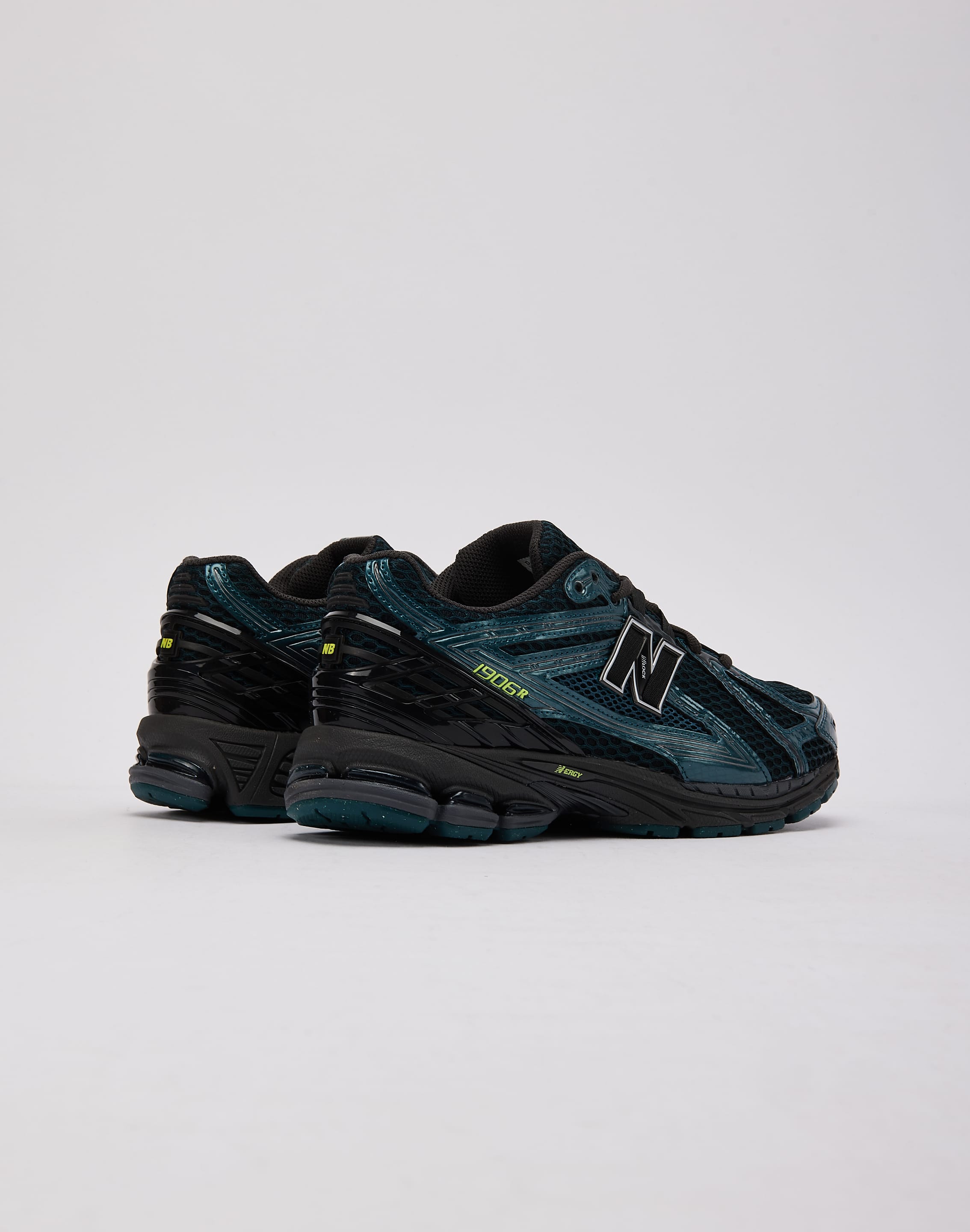 New Balance 1906R