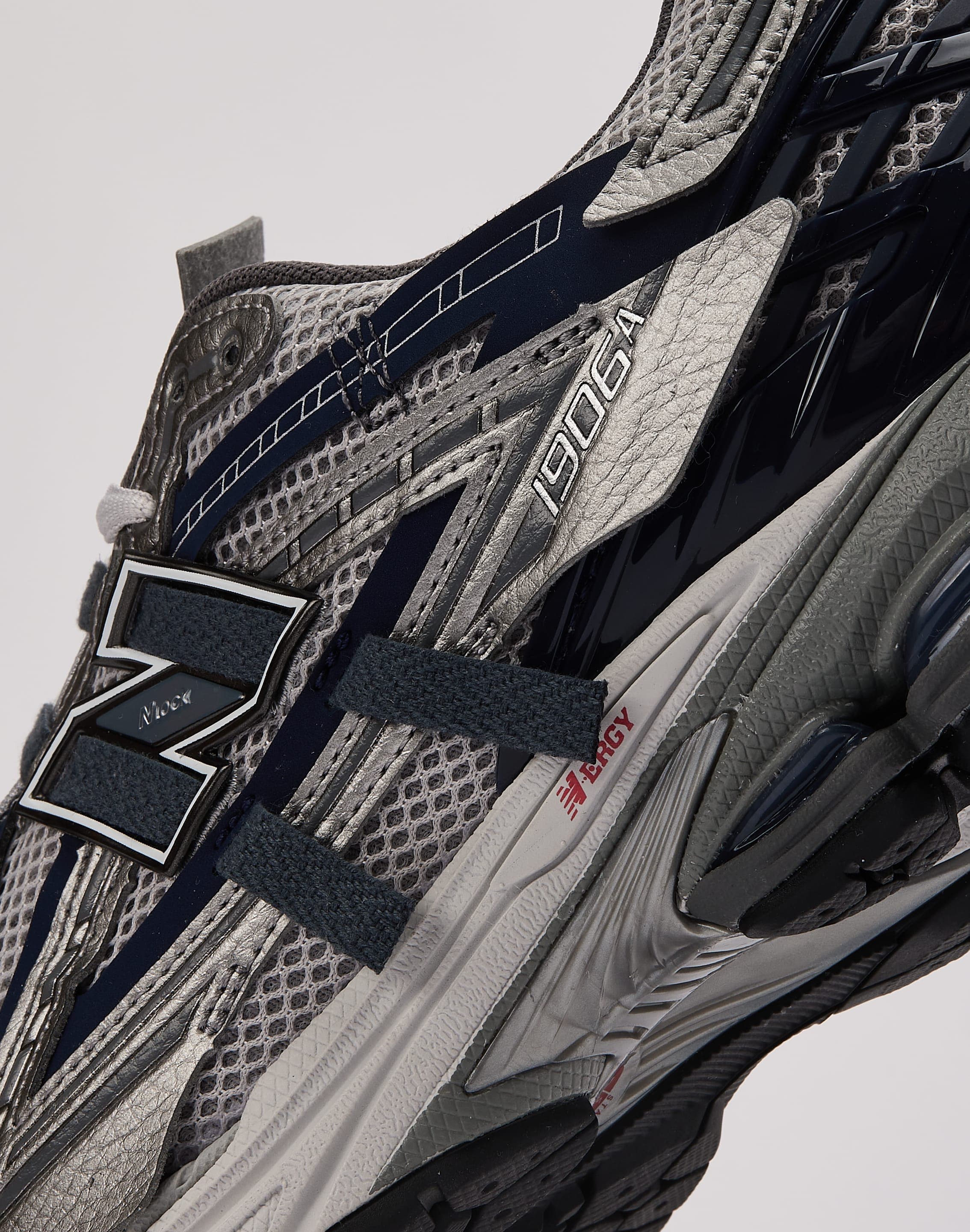 New Balance 1906A