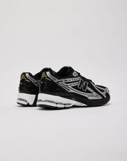 New Balance 1906R