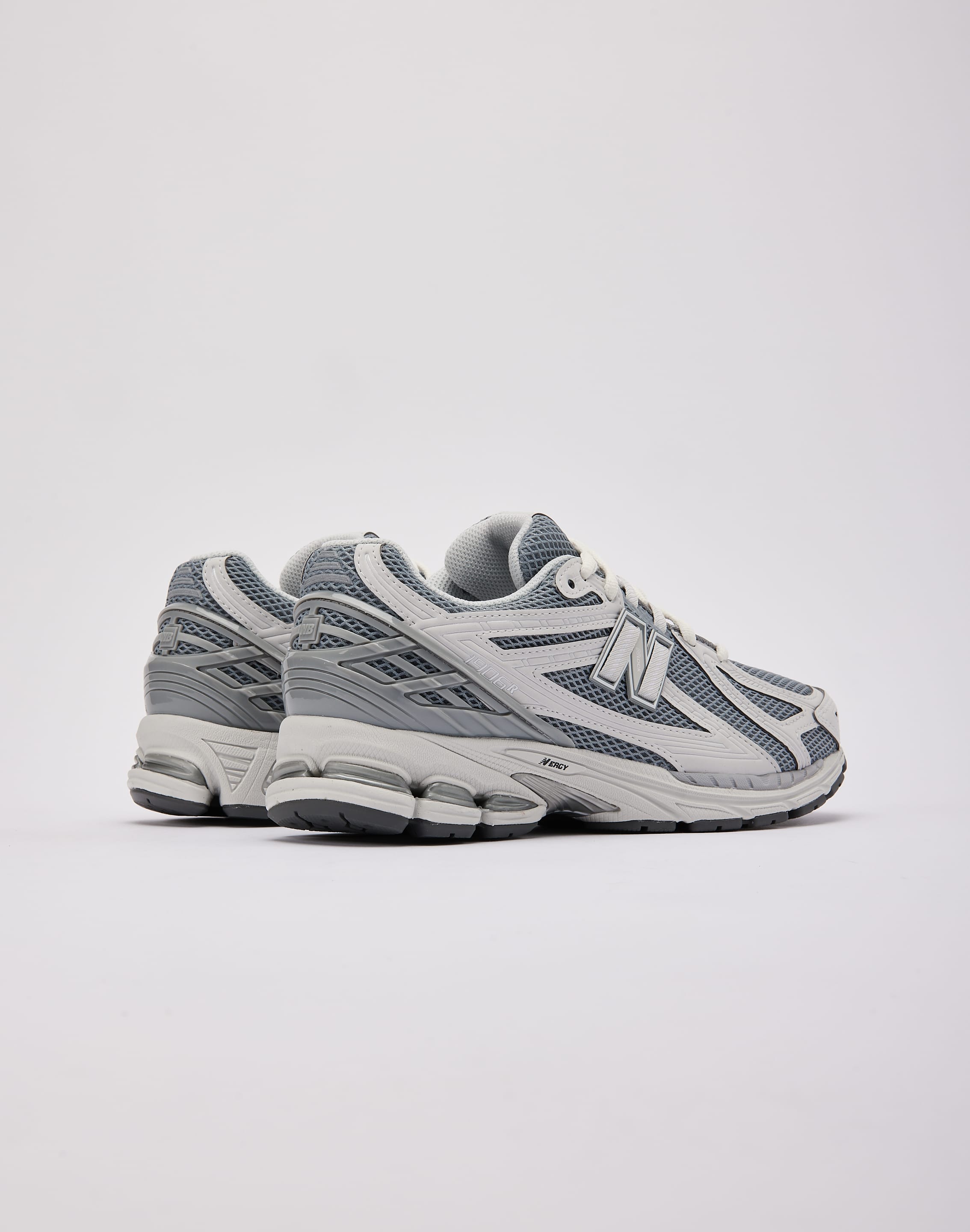 New Balance 1906R