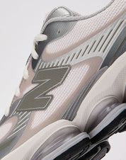 New Balance ABZORB 2000