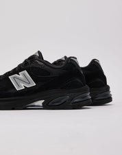New Balance 2010 'Carbon'