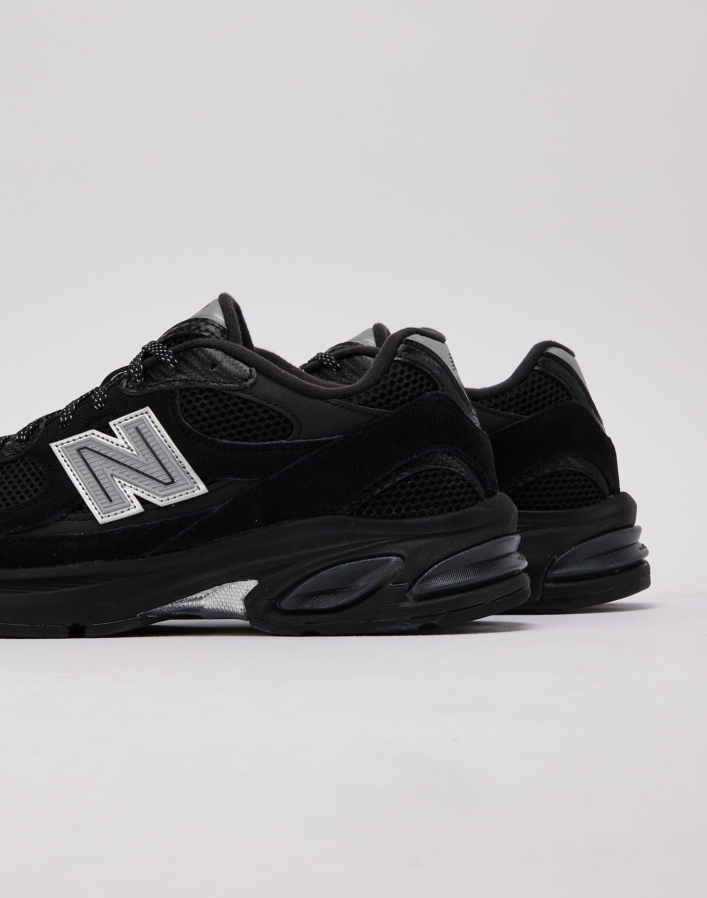 New Balance 2010 'Carbon'