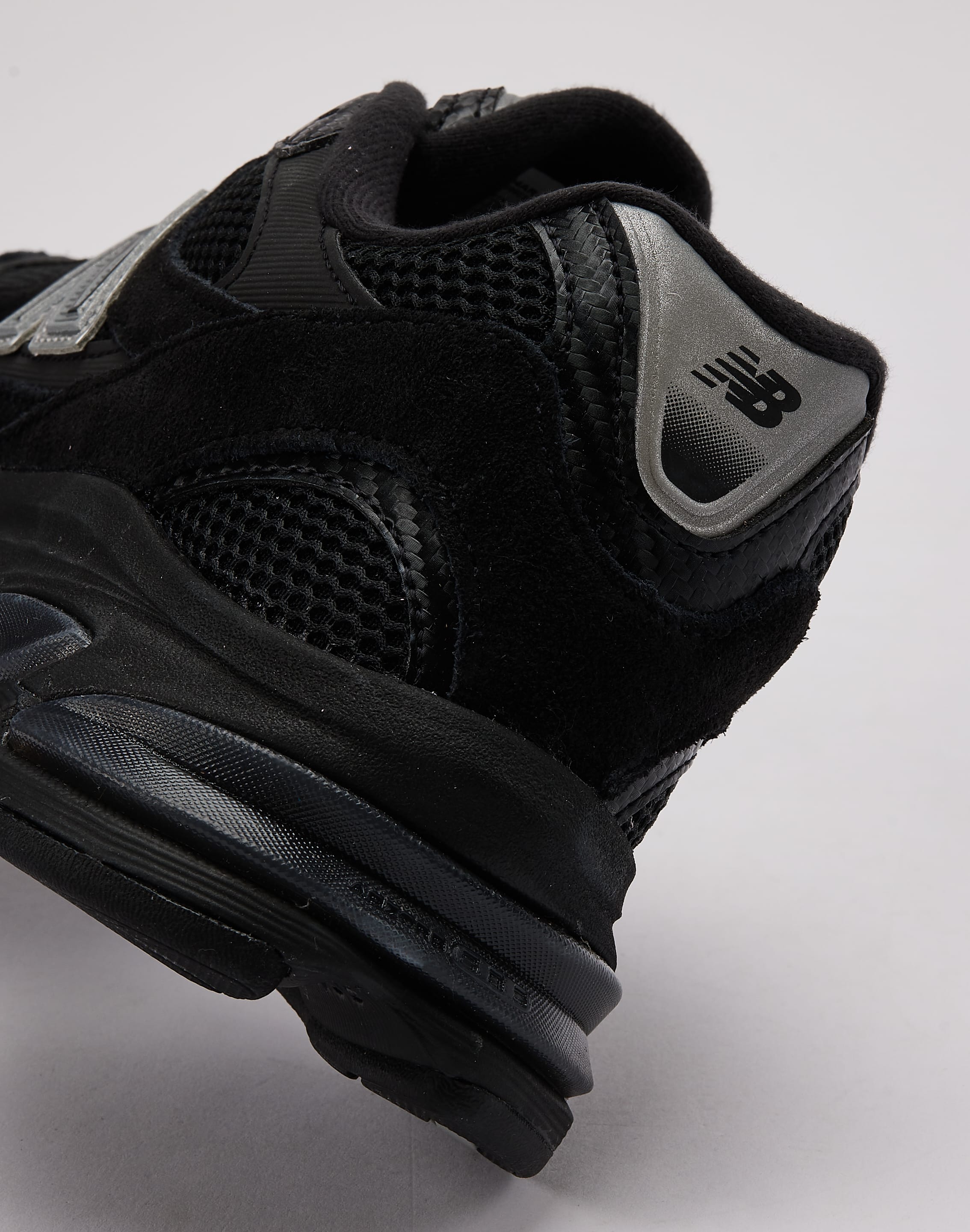 New Balance 2010 'Carbon'