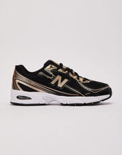 New Balance 740