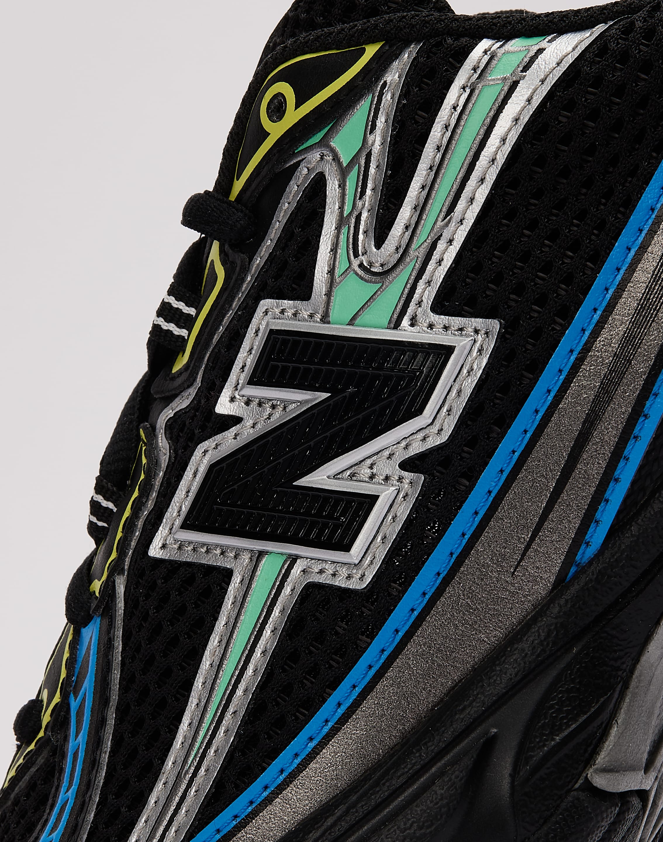 New Balance  740 'Night Moves'