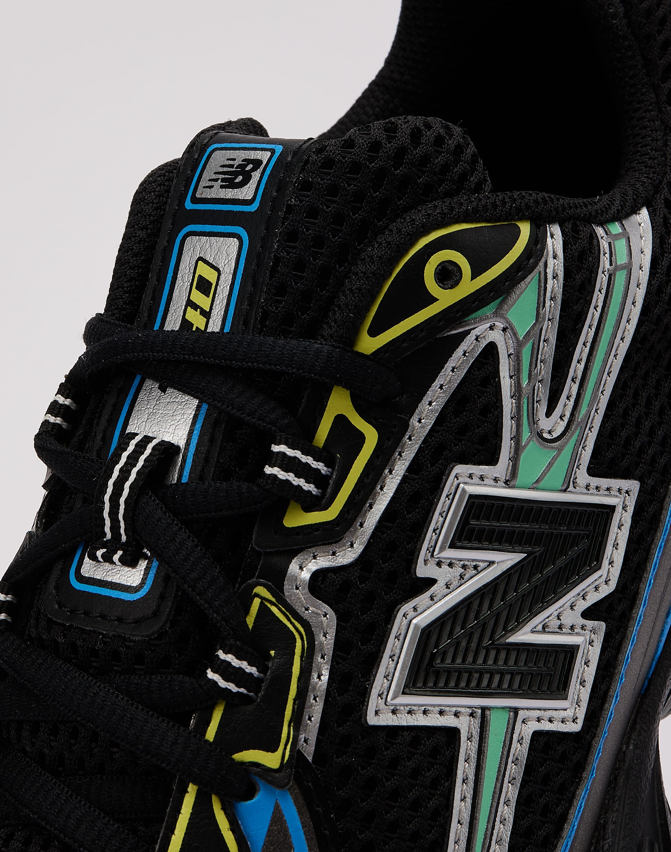 New Balance  740 'Night Moves'