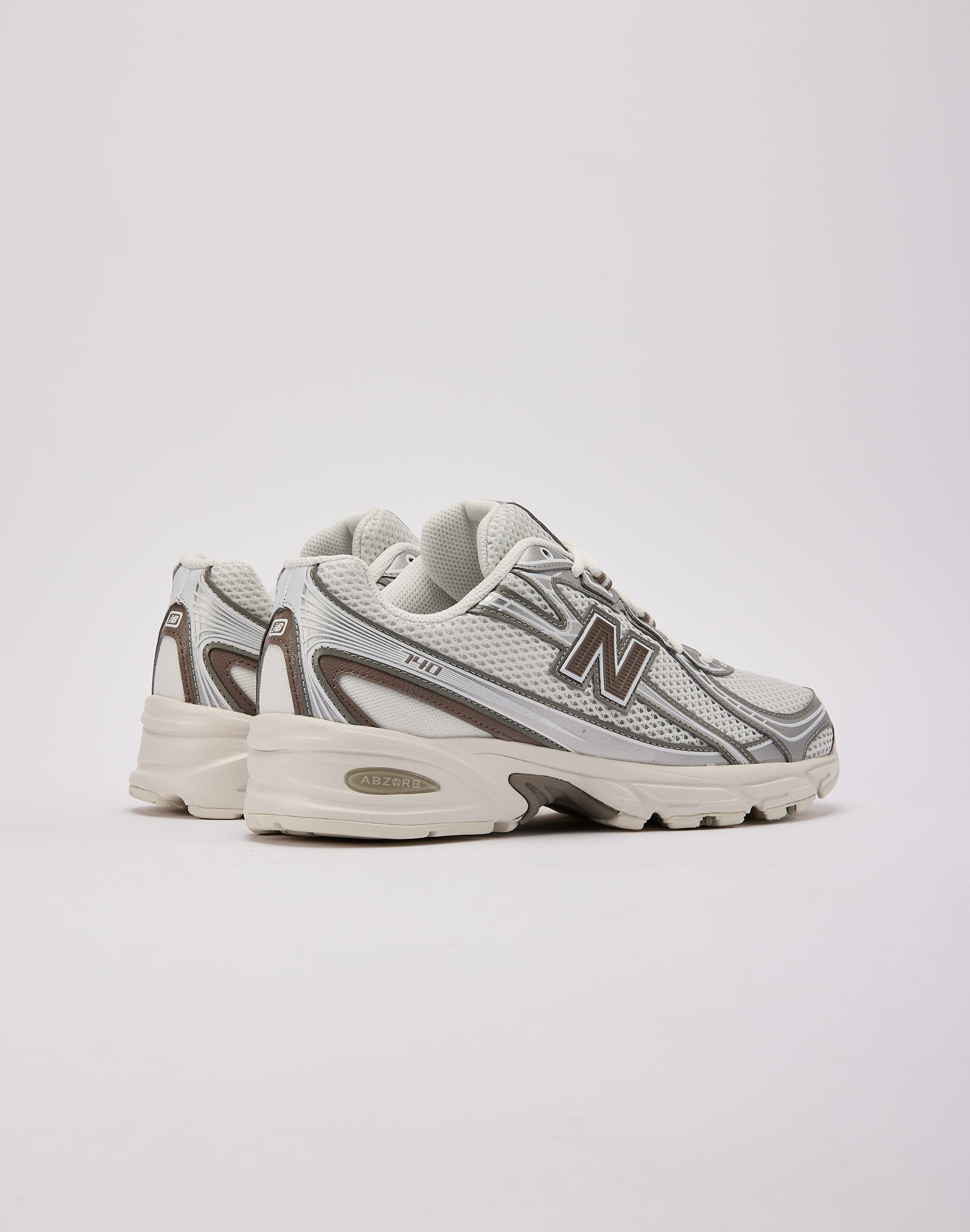 New Balance 740