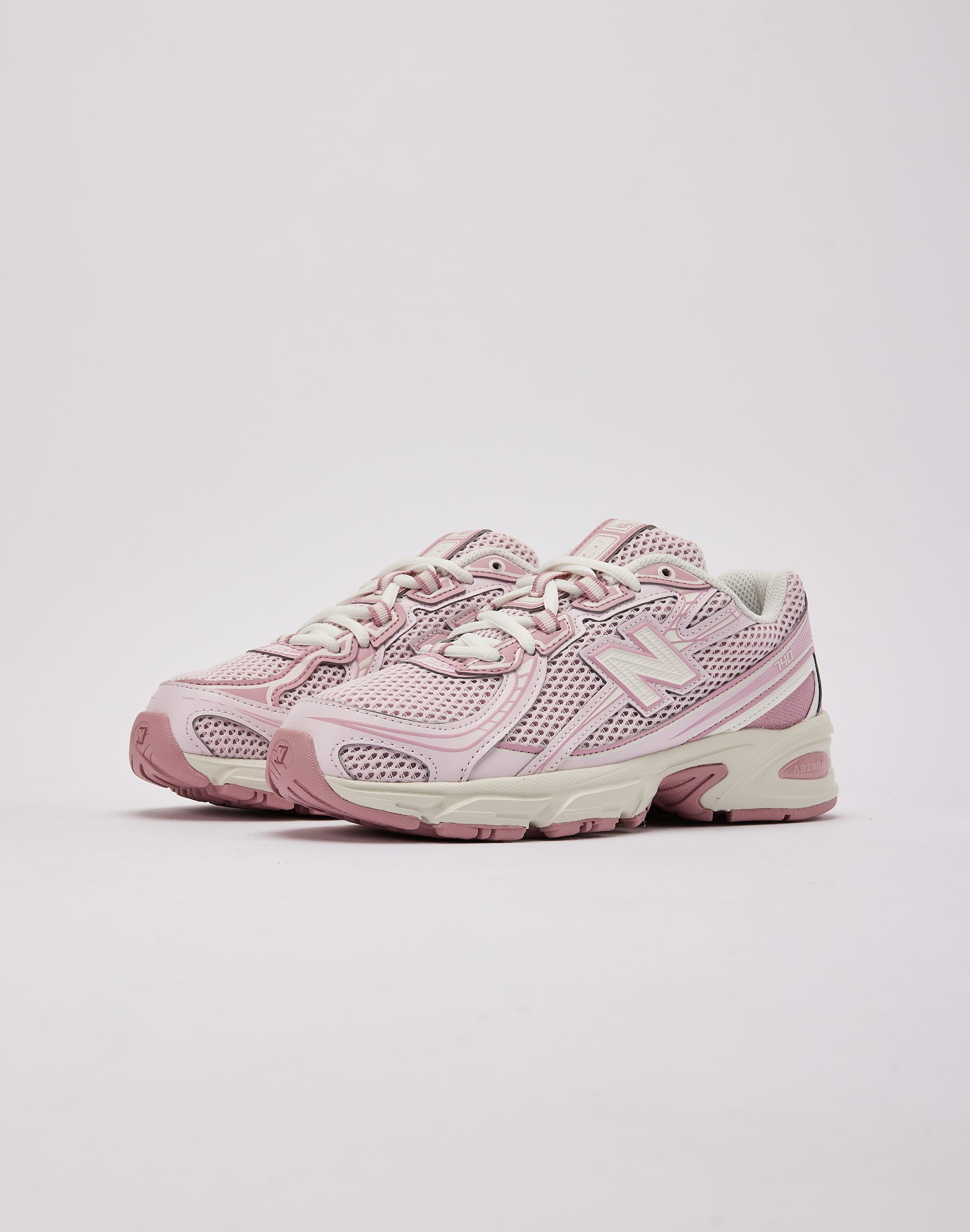 New Balance 740