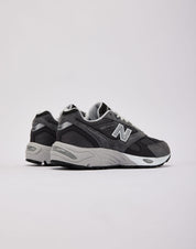 New Balance 880R