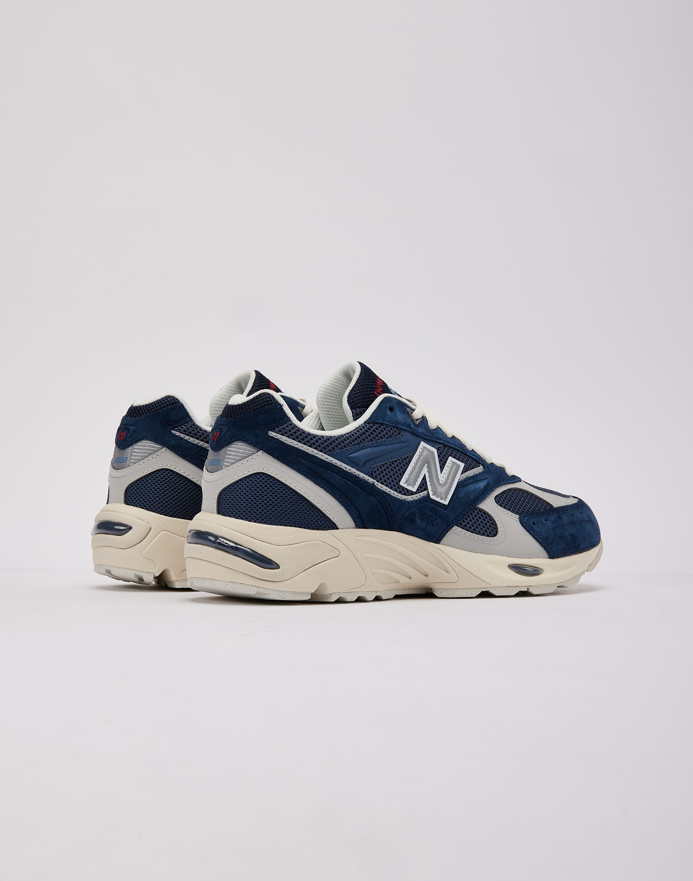 New Balance 880R