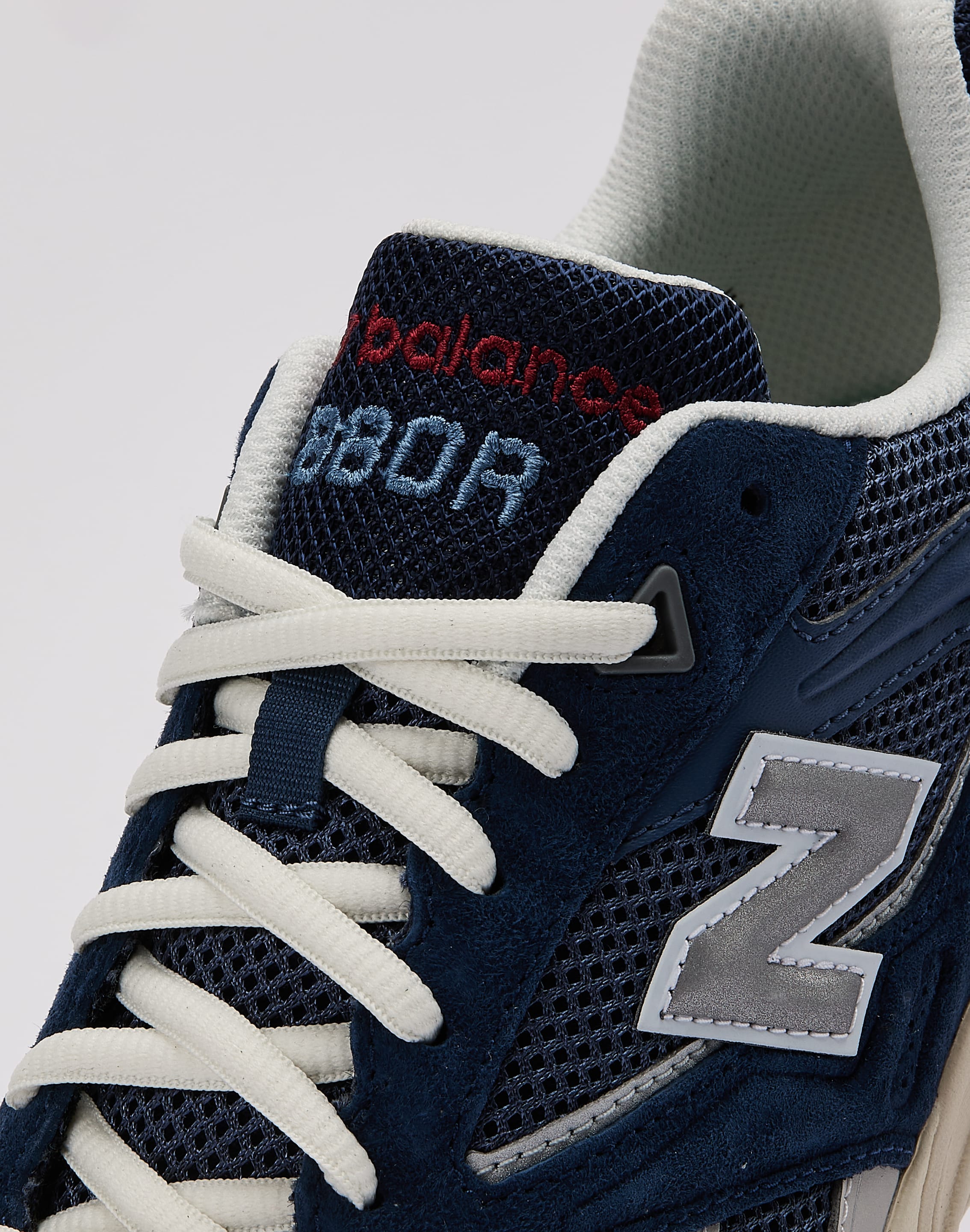 New Balance 880R