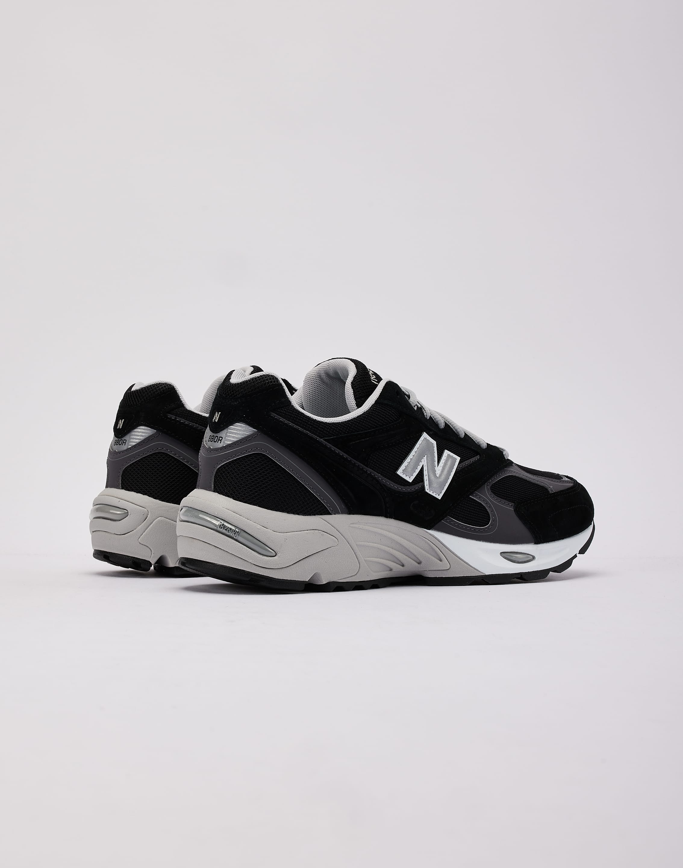 New Balance 880R