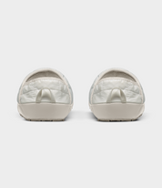 Women's ThermoBall Traction Mule V (32F - Gardenia White/Silver Grey)