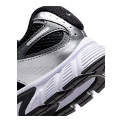 Nike V5 RNR Big Kids' Sneakers