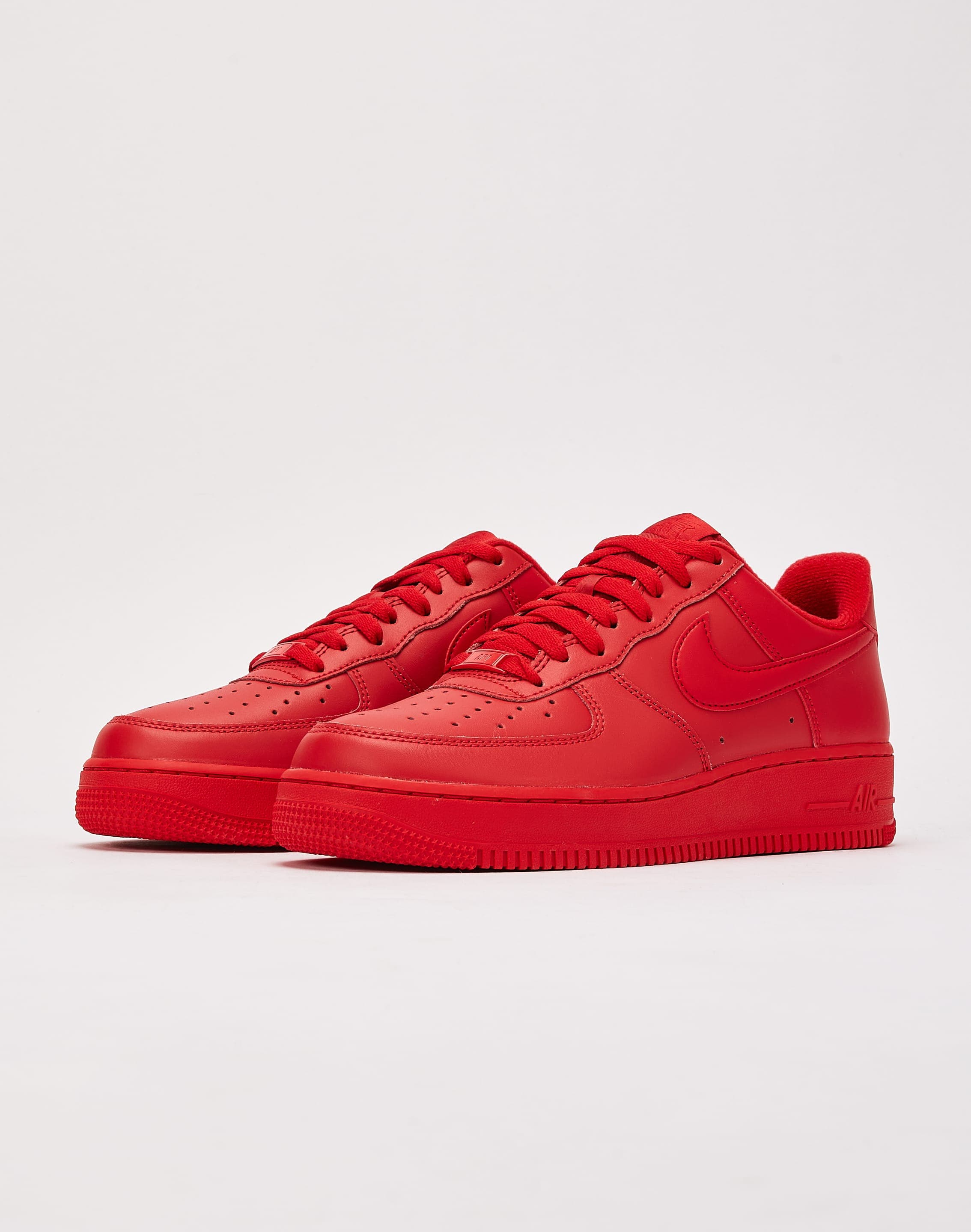 Nike-CW6999-600-M136.jpg