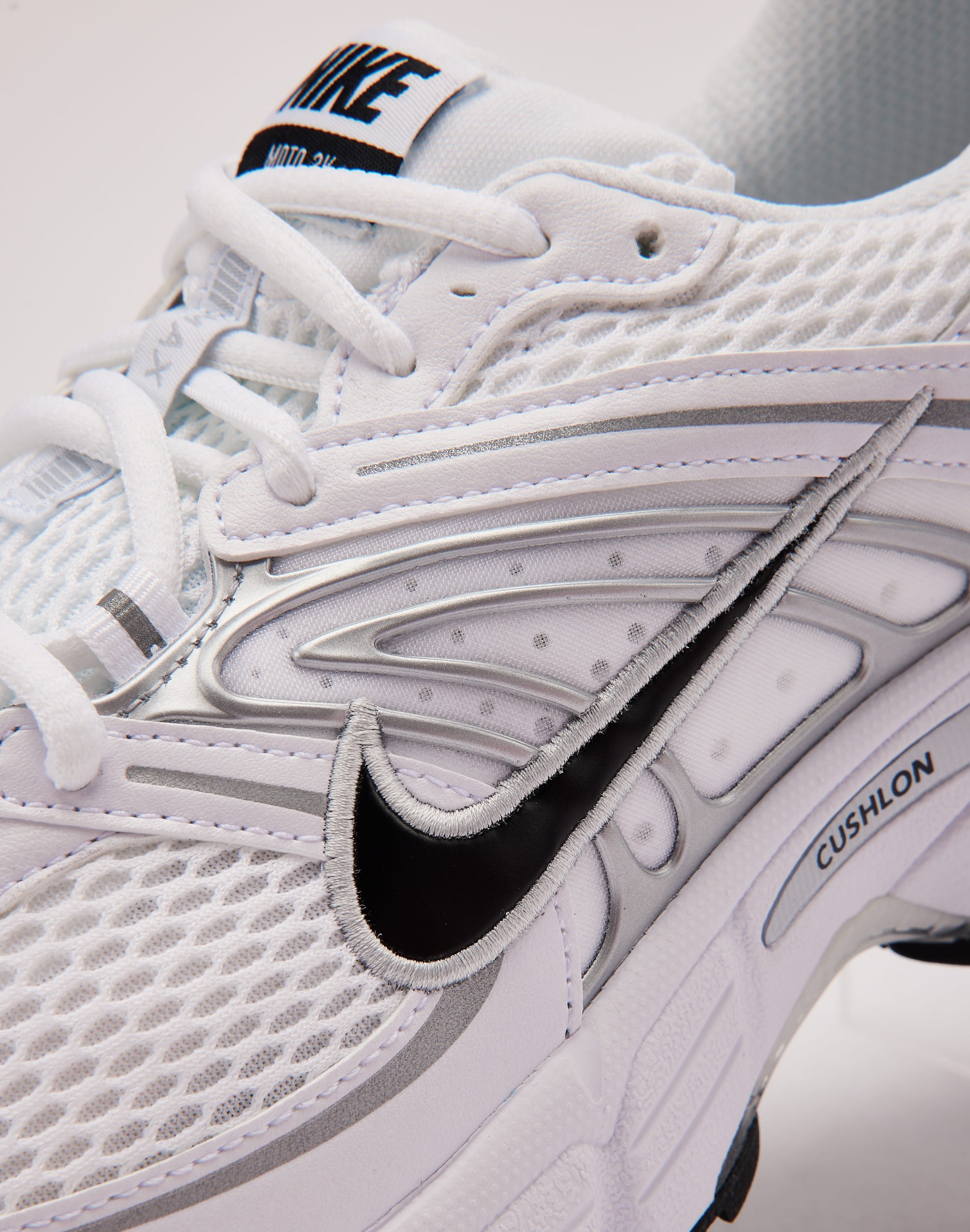 Nike Air Max Moto 2K