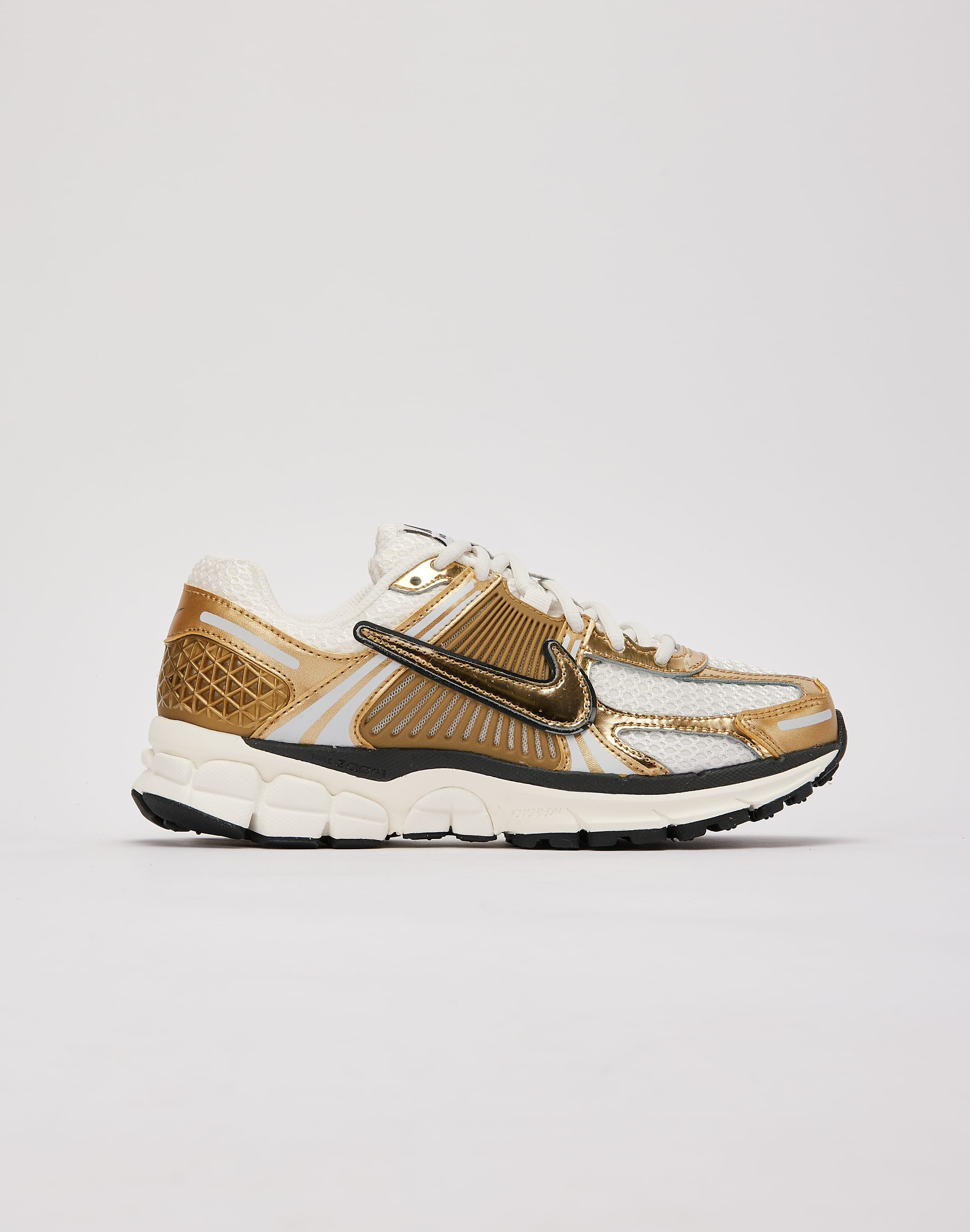 Nike_HF7723_20001_W044.jpg