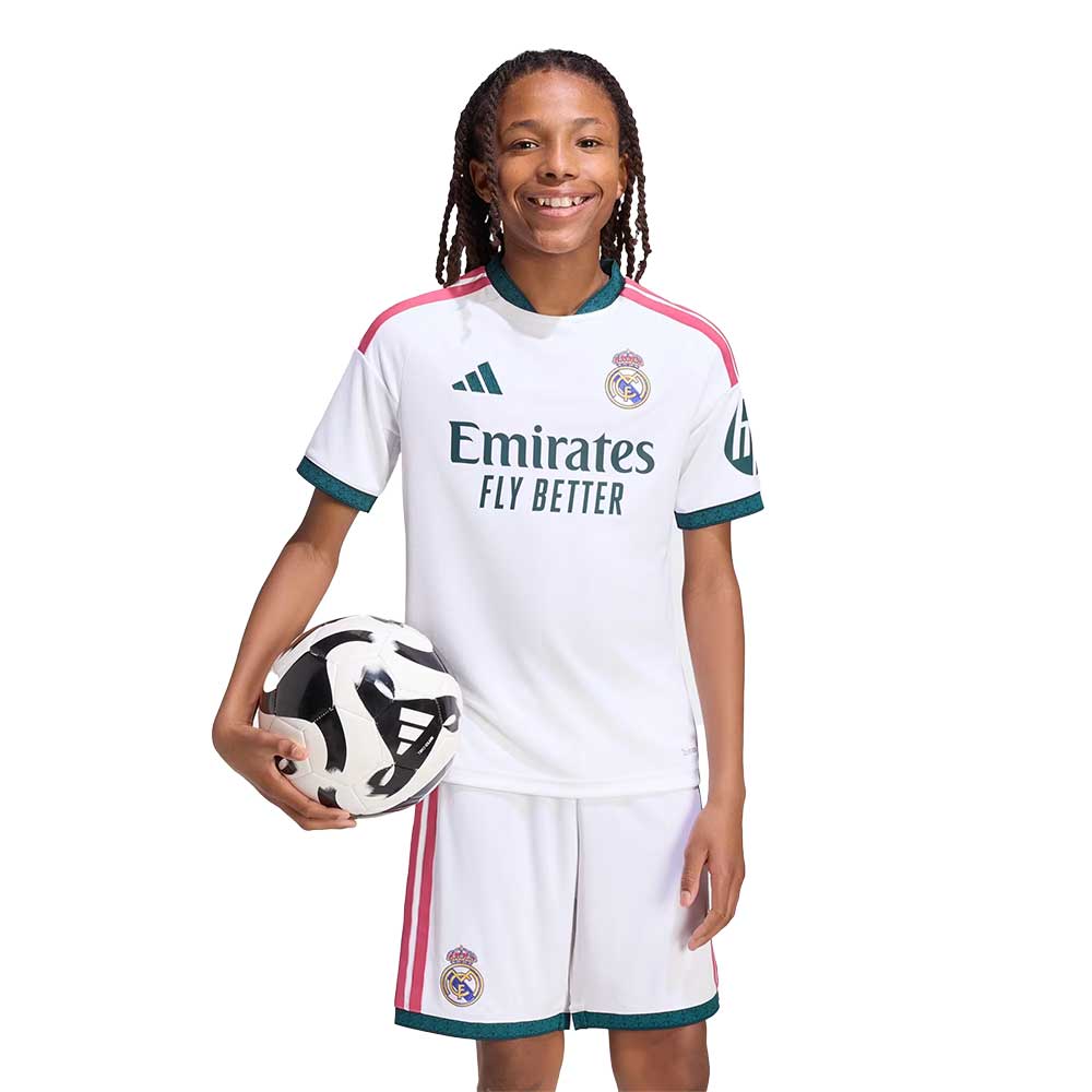 Real_Madrid_26-27_Home_Jersey_Kids_White_KC3993_21_model.jpg