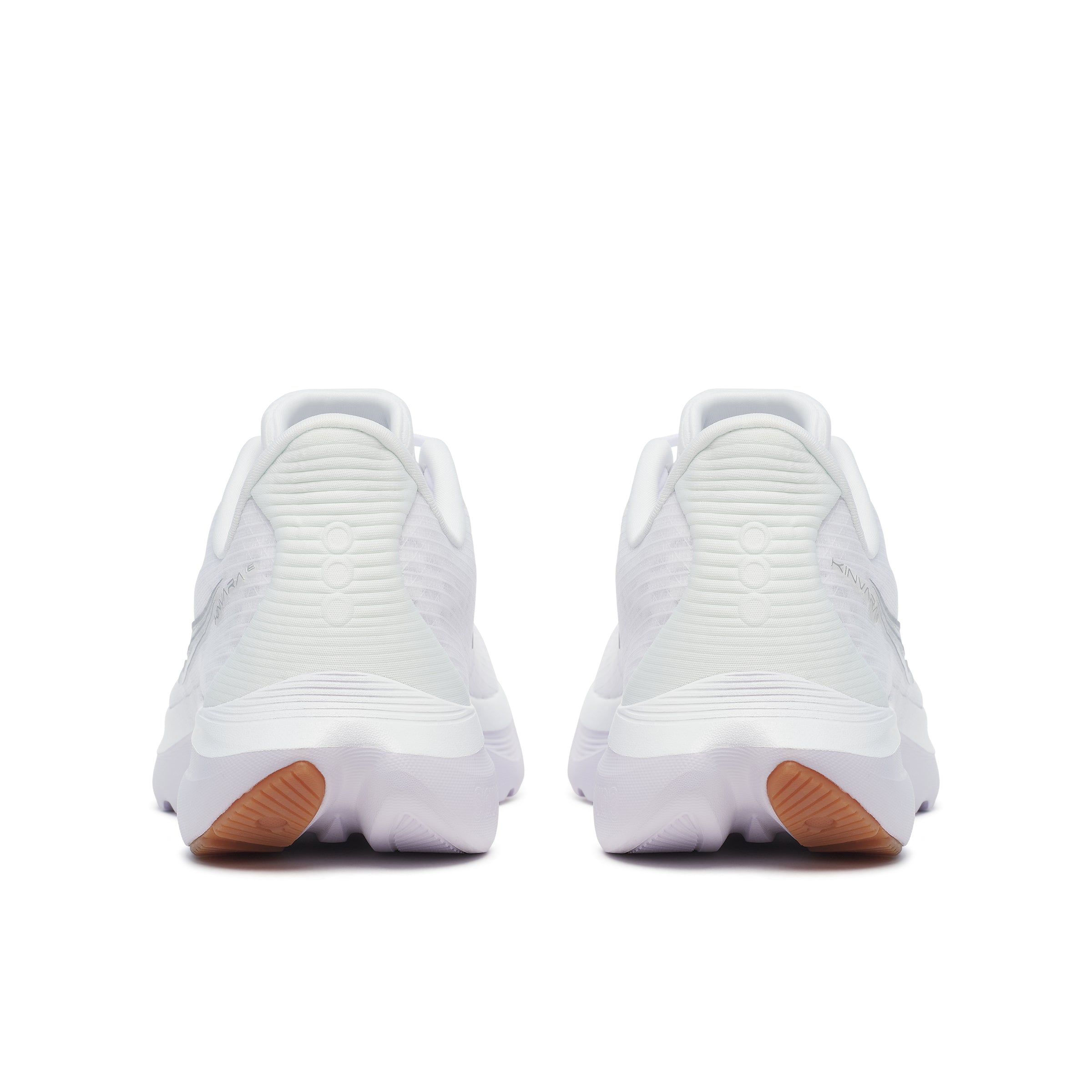 Women's Kinvara 16 (202 - White/Gum)
