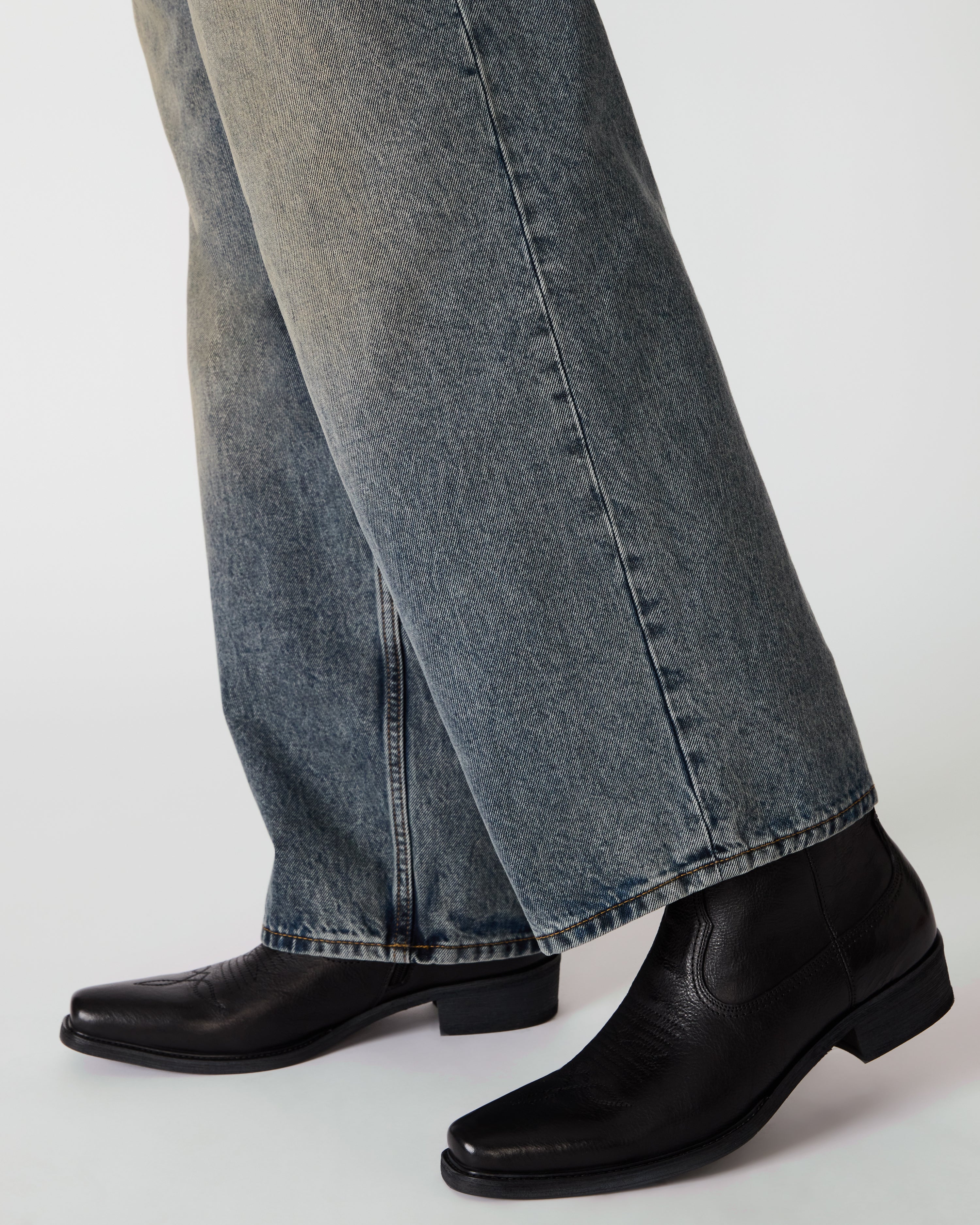 STEVEMADDEN_MENS_SANDERSON_BLACK-LEATHER_0510.jpg