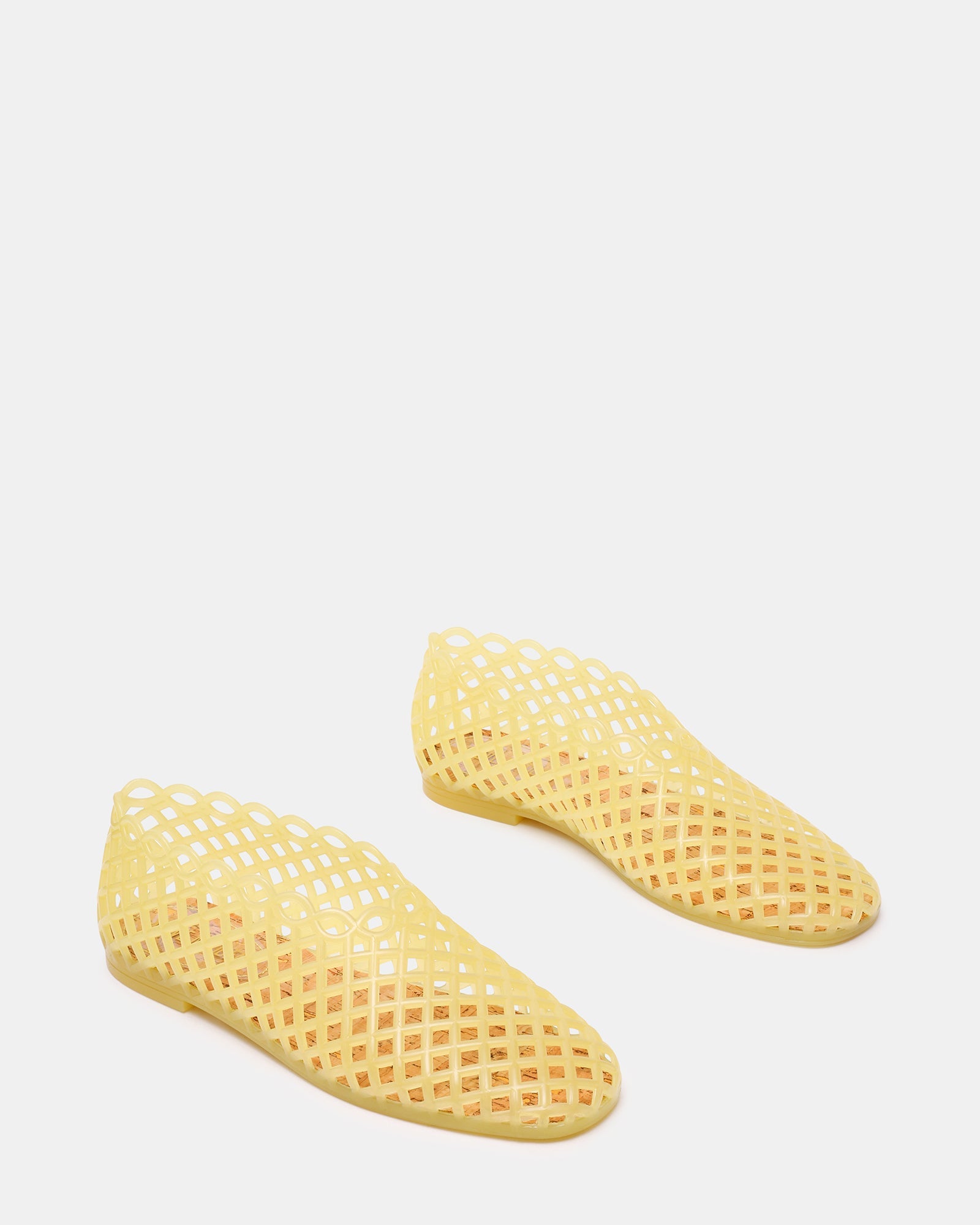 STEVEMADDEN_SHOES_GROVE_BUTTER-YELLOW06.jpg