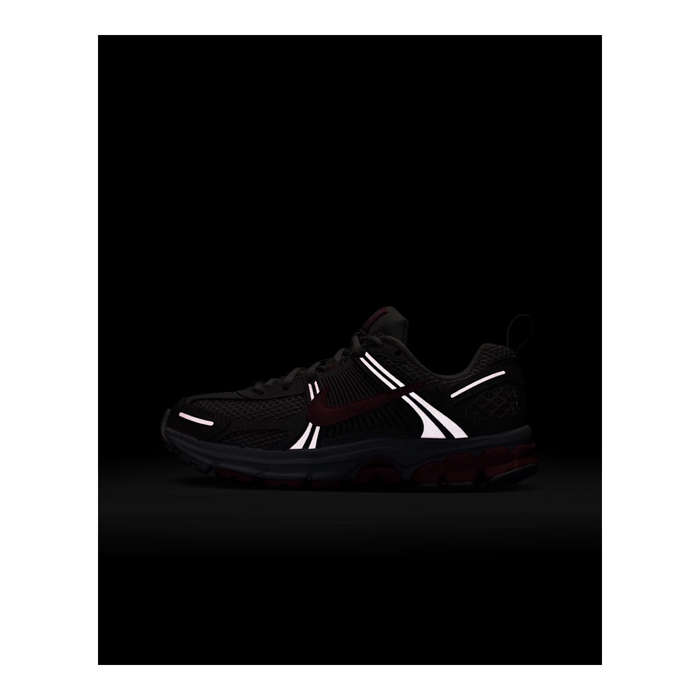 Nike Vomero 5 Big Kids' Sneakers