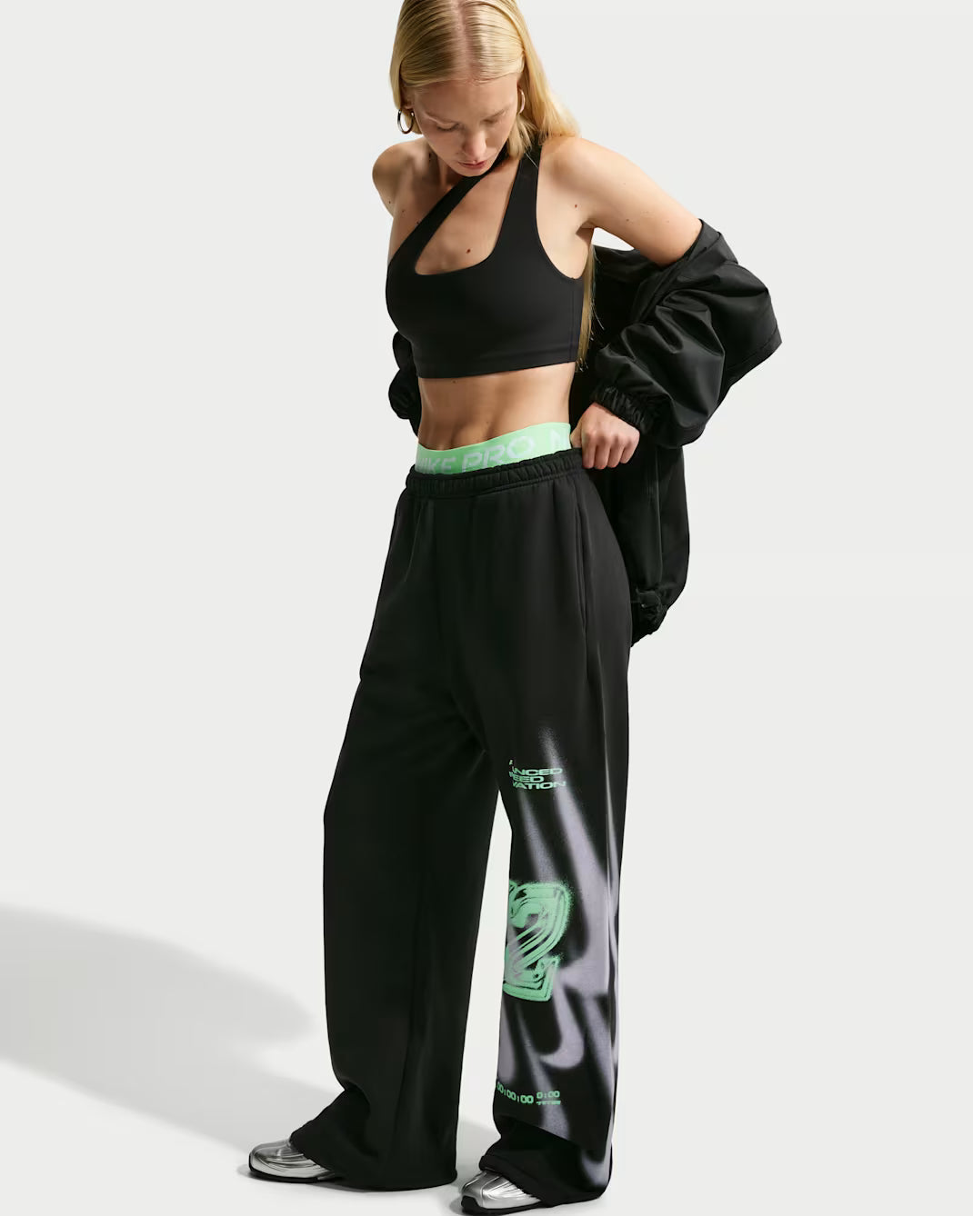 Women's Nike Studio Fleece Total Black/Sail IV4956-001