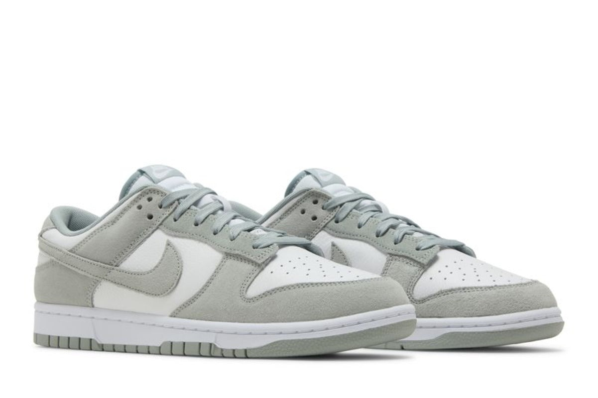 Nike Dunk Low SE White Light Pumice