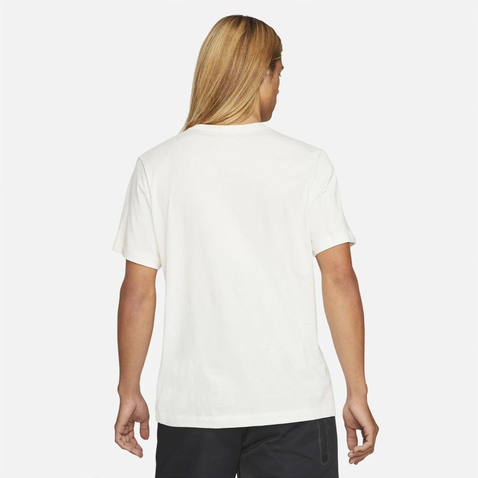 Nike Sportswear Club T-Shirt Men Sail Black 100% Cotton Crew Neck DSGL866
