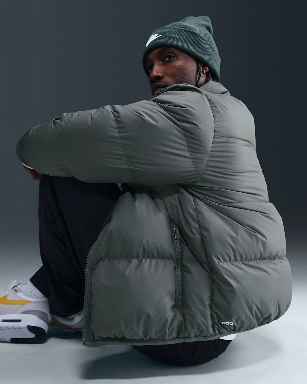 Nike Sportswear Club Puffer Jacket Men's Gray Therma-FIT Down Long Sleeve JAX884