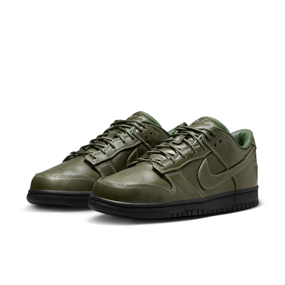 Men's Dunk Low Retro Premium Shoes
