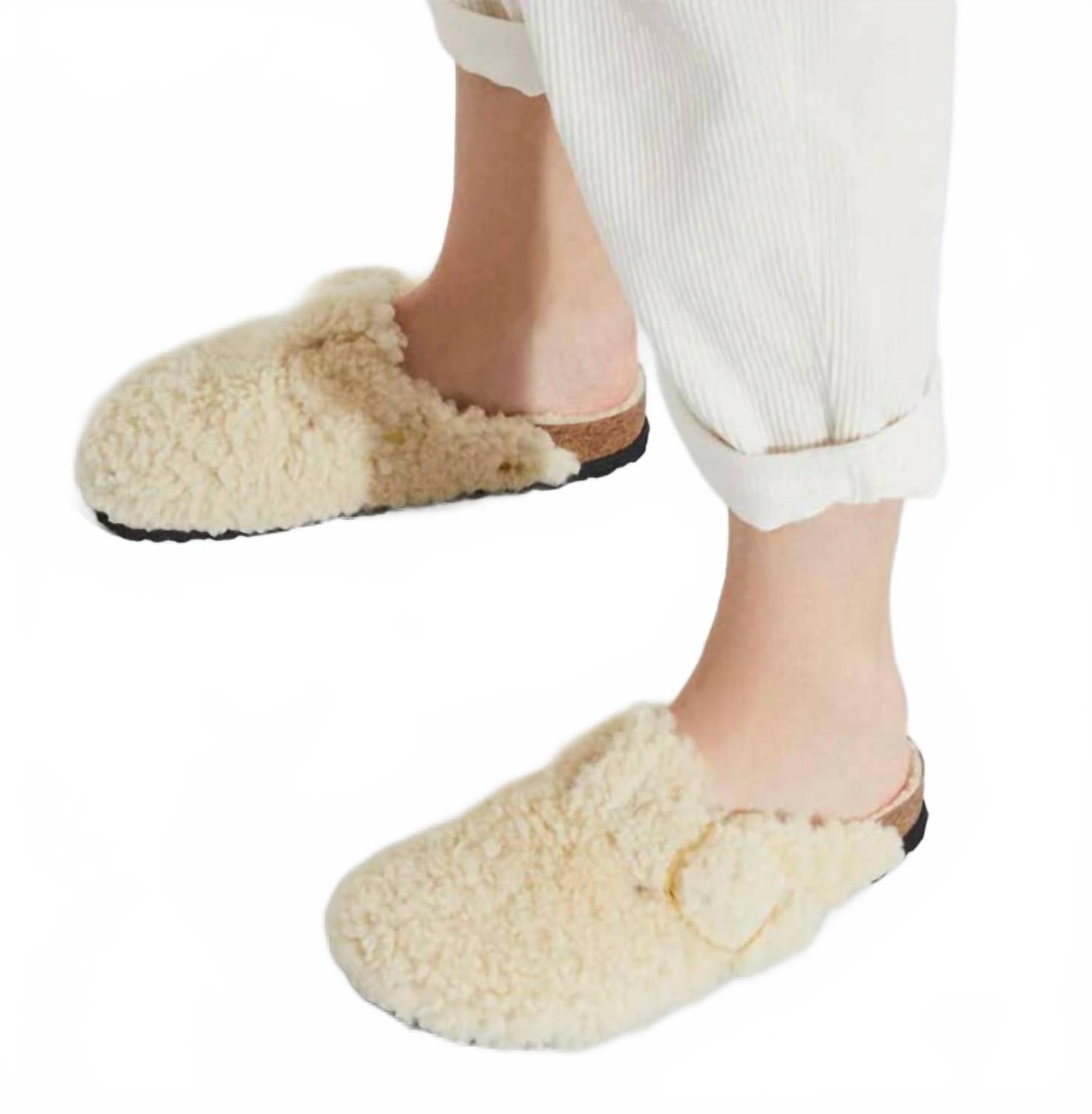 Women's Boston Big Buckle Shearling Clog - Narrow In Eggshell