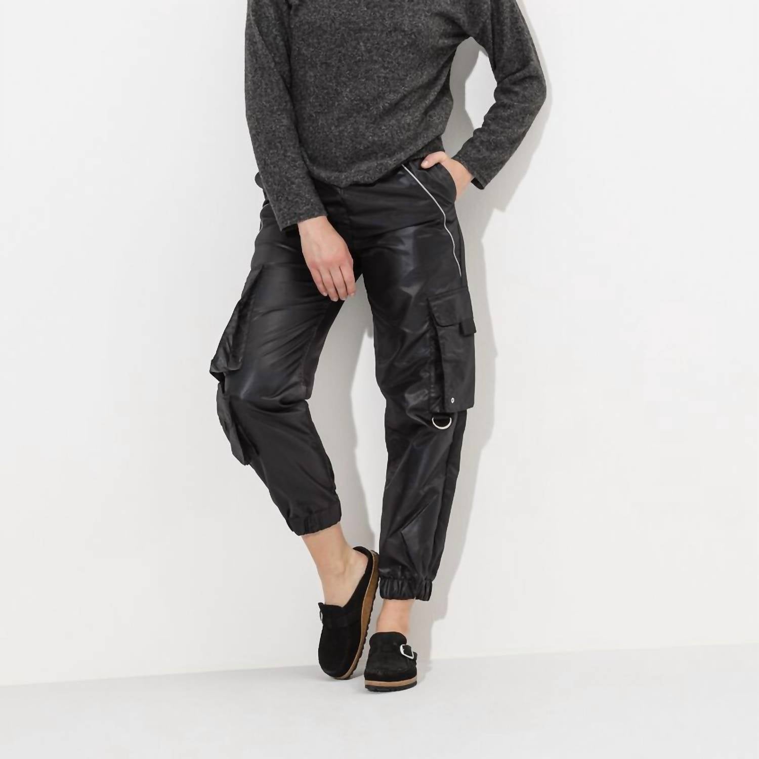 Women's Buckley Regular In Black Suede