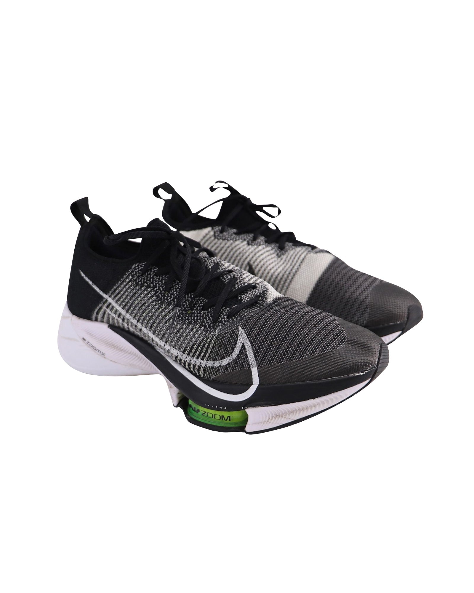 Nike Air Zoom Tempo Next% in Black Polyester