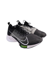 Nike Air Zoom Tempo Next% in Black Polyester