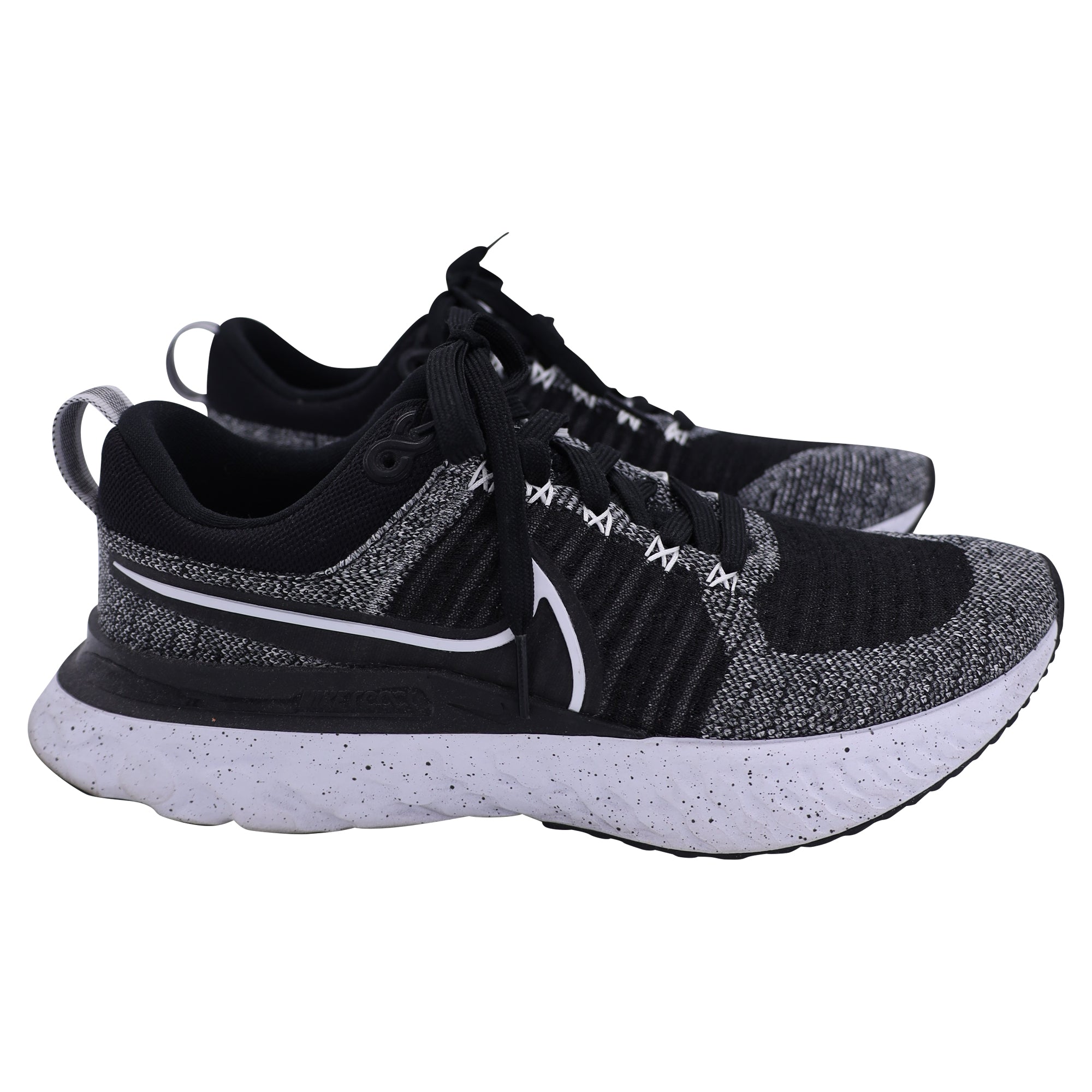 Nike React Infinity Run Flyknit 2 Sneakers in Grey Synthetic