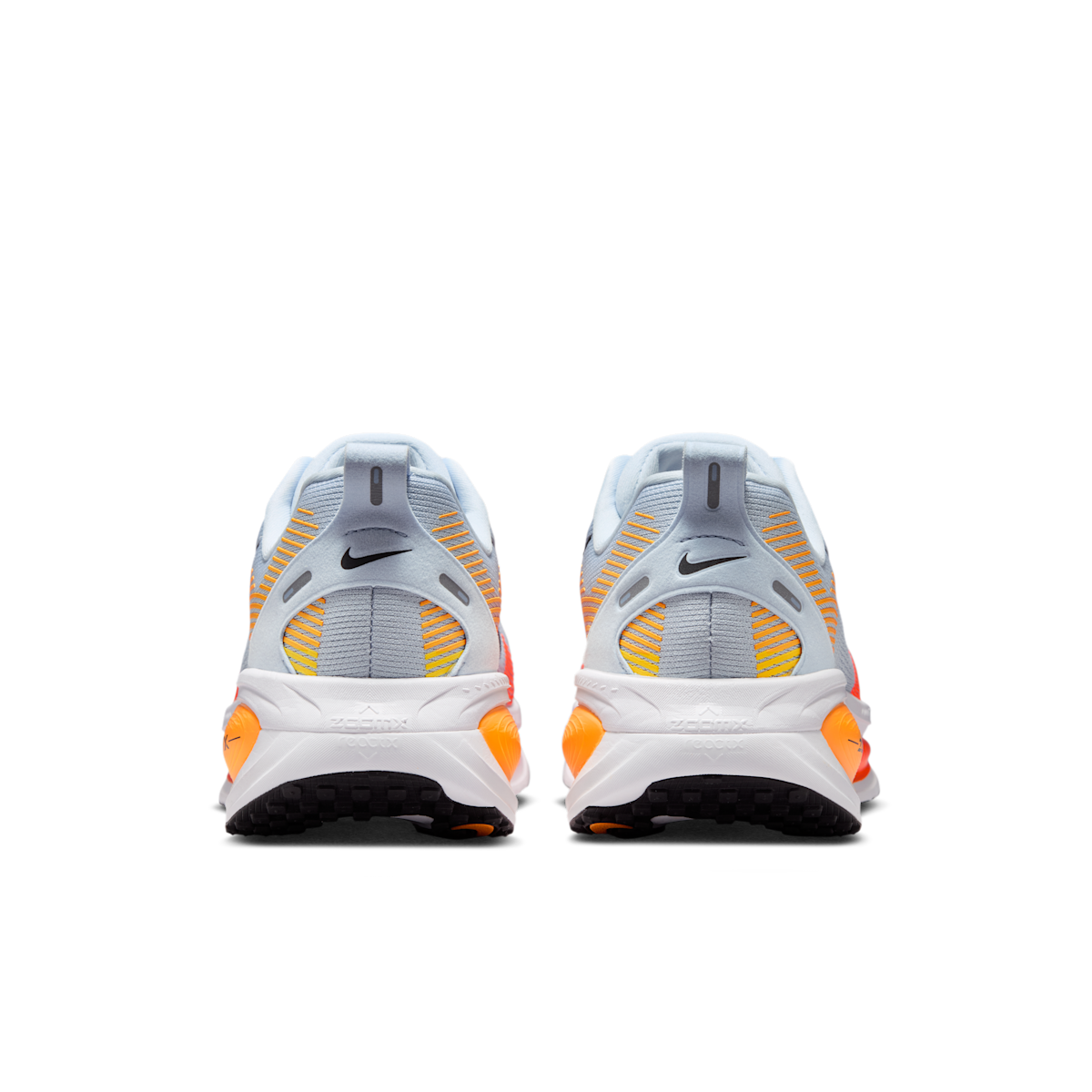 Men's Vomero 18 Road Running Shoes (Extra Wide)