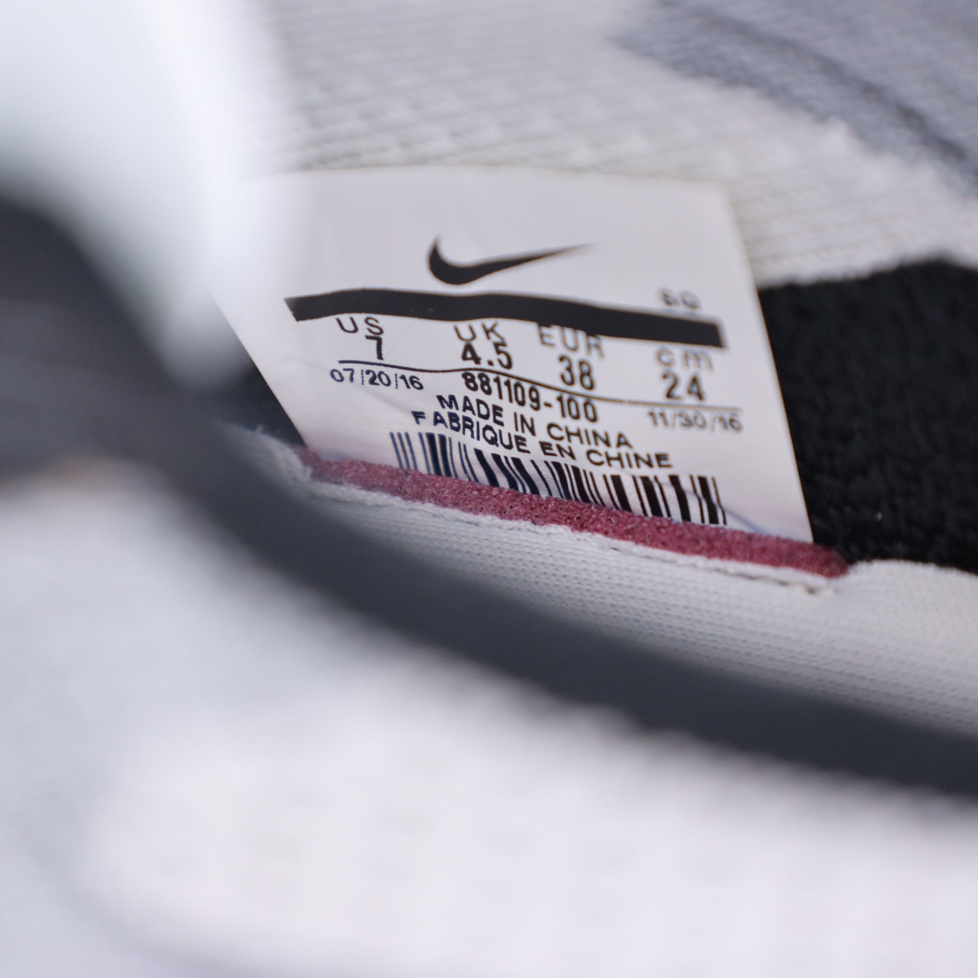 Nike Air Max 90 Ultra 2.0 Flyknit Sneakers in Multicolor Synthetic
