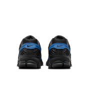 Men's Zoom Vomero 5 SE Shoes with Reflective Accents