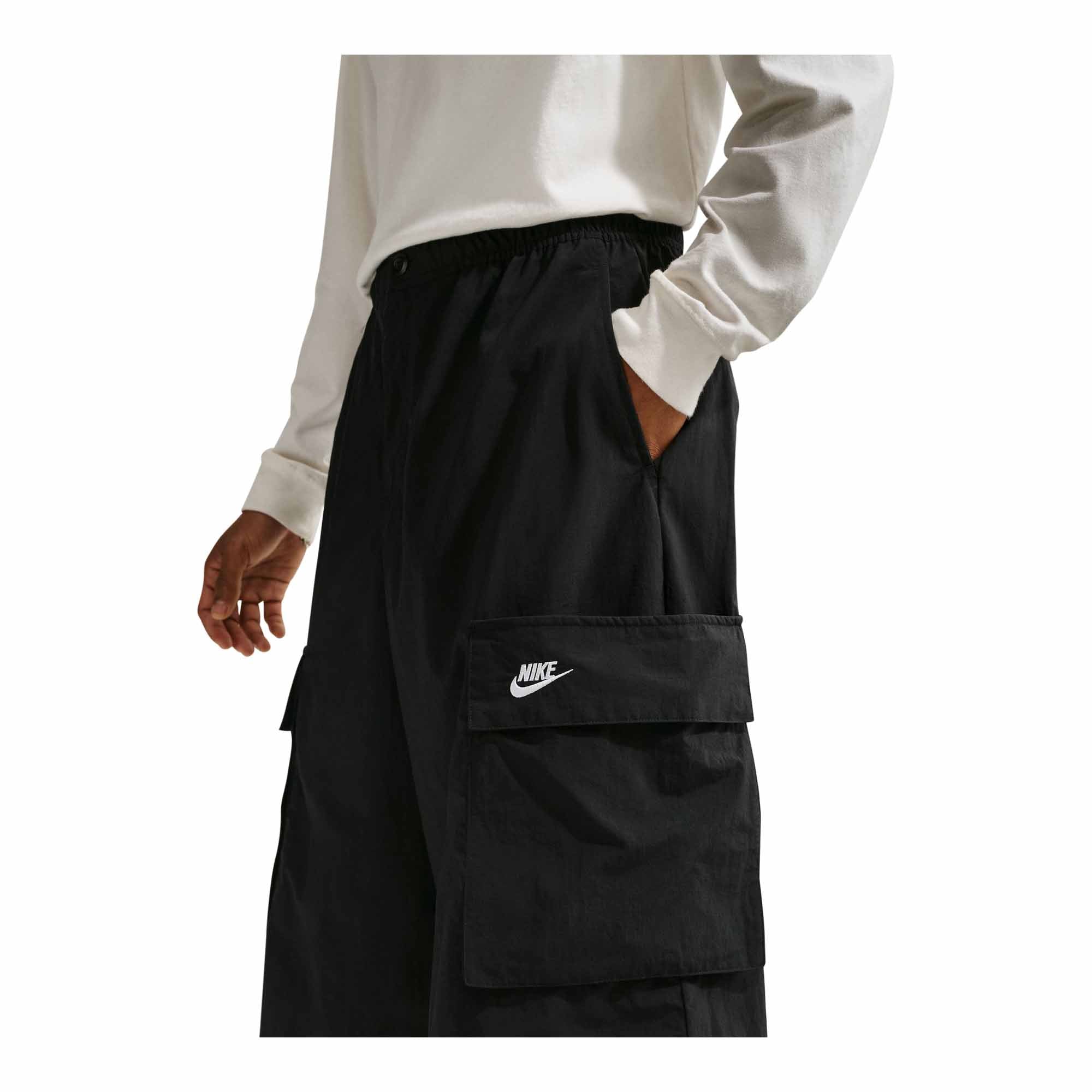 Nike Sportswear Club Men's Oversized Cargo Shorts