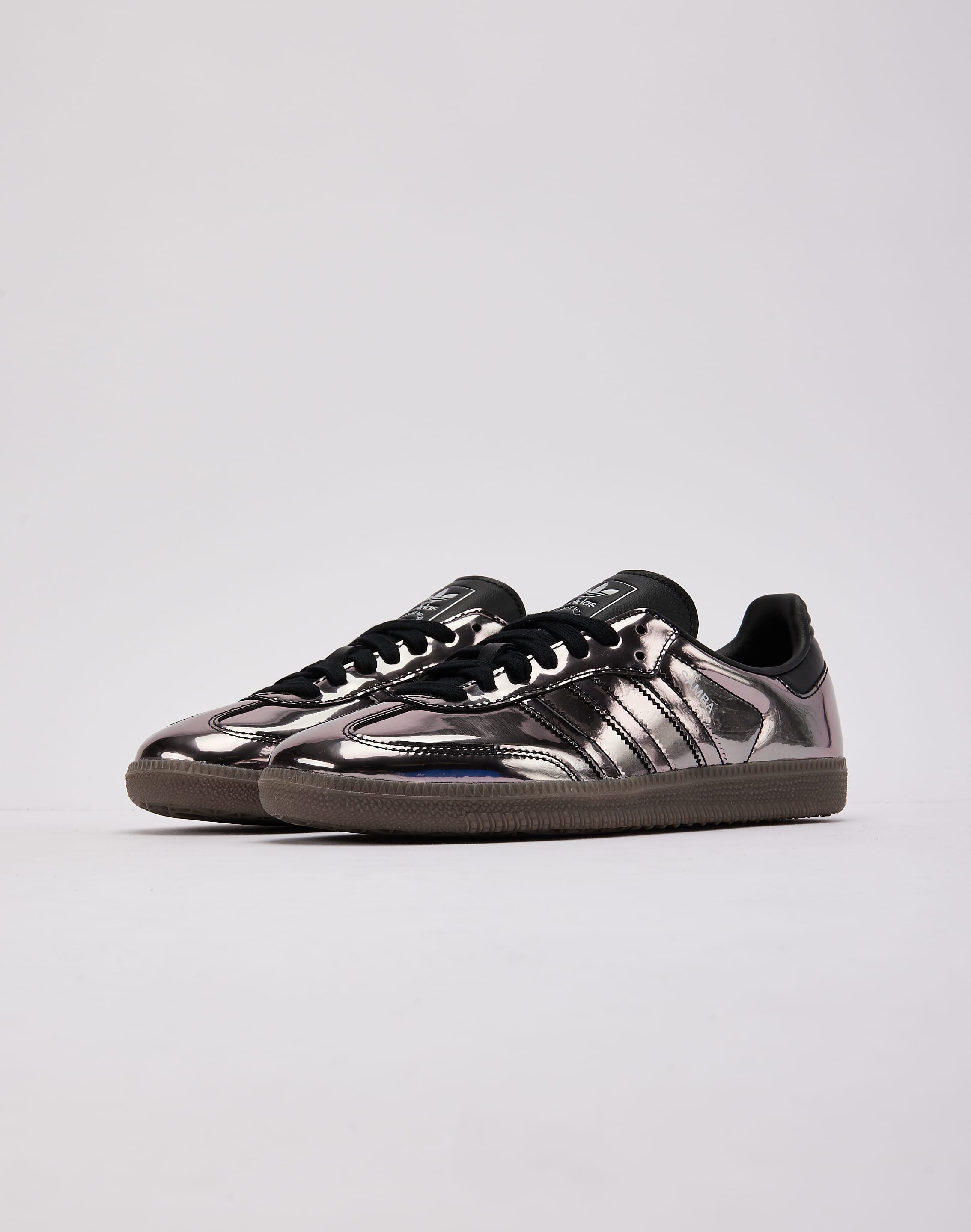 adidas_KJ7486_W004.jpg