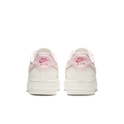 Women's Air Force 1 '07 Essential Shoes