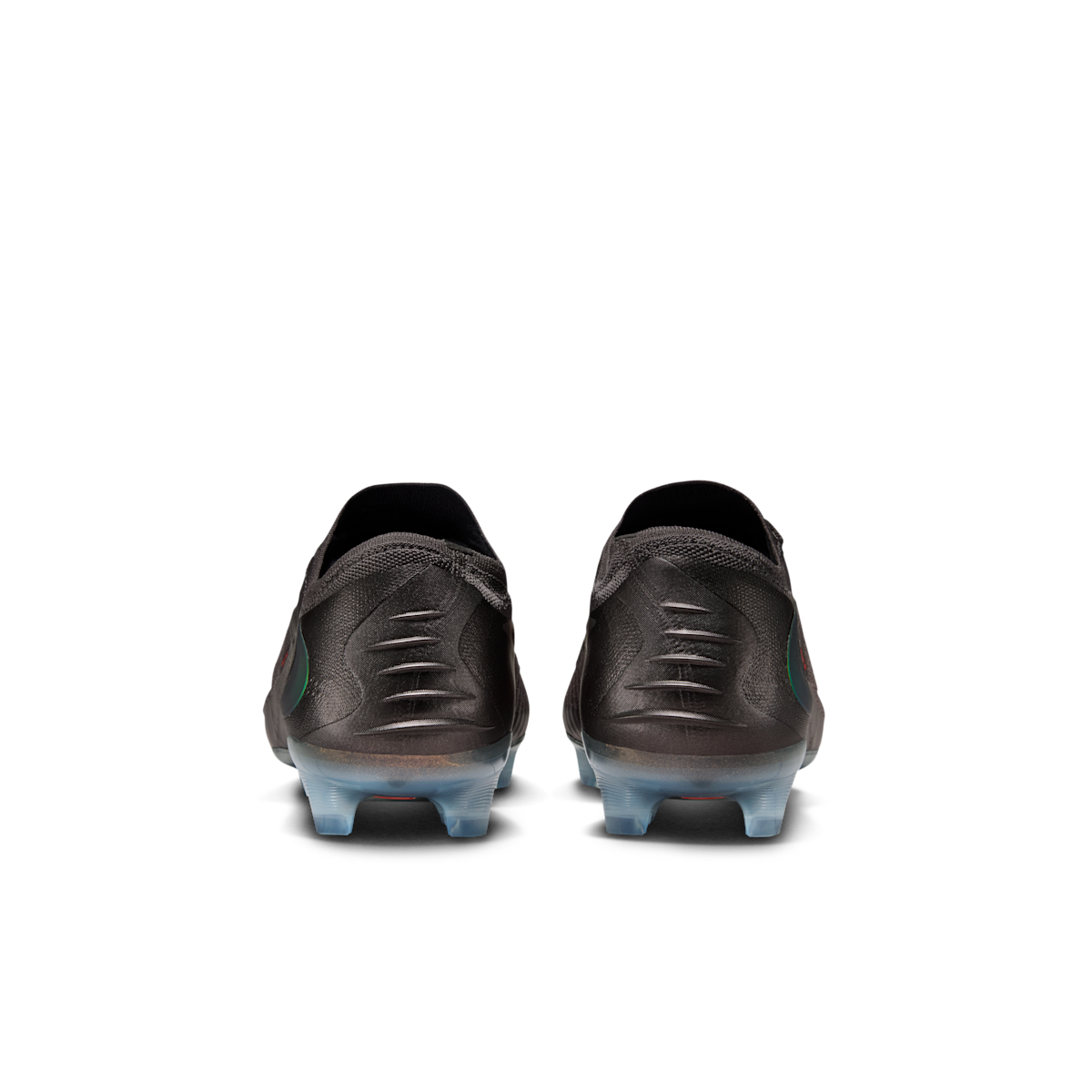 Men's Phantom 6 Low Elite LV8 Firm-Ground Soccer Cleats