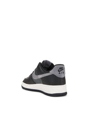 Men's Air Force 1 '07 Lv8 In Black Smoke
